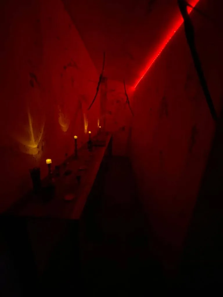 Fight for the Throne escape room