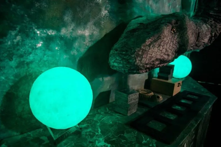 Glowing orb – Wizard World escape room